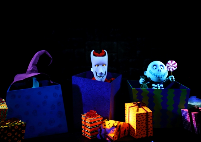 Tokyo Disneyland Resort: Haunted Mansion Holiday – Studio Lorien's